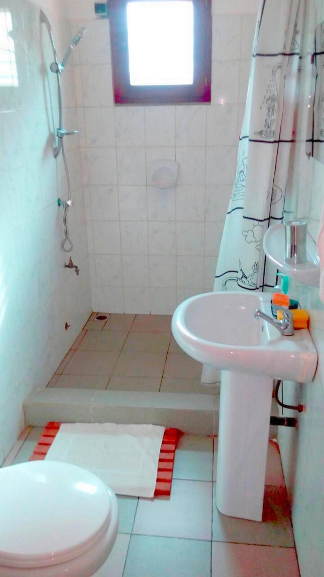 Dodoo Lodge Kotonu Pokój zdjęcie