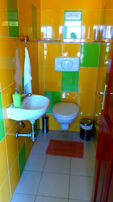 Dodoo Lodge Kotonu Zewnętrze zdjęcie