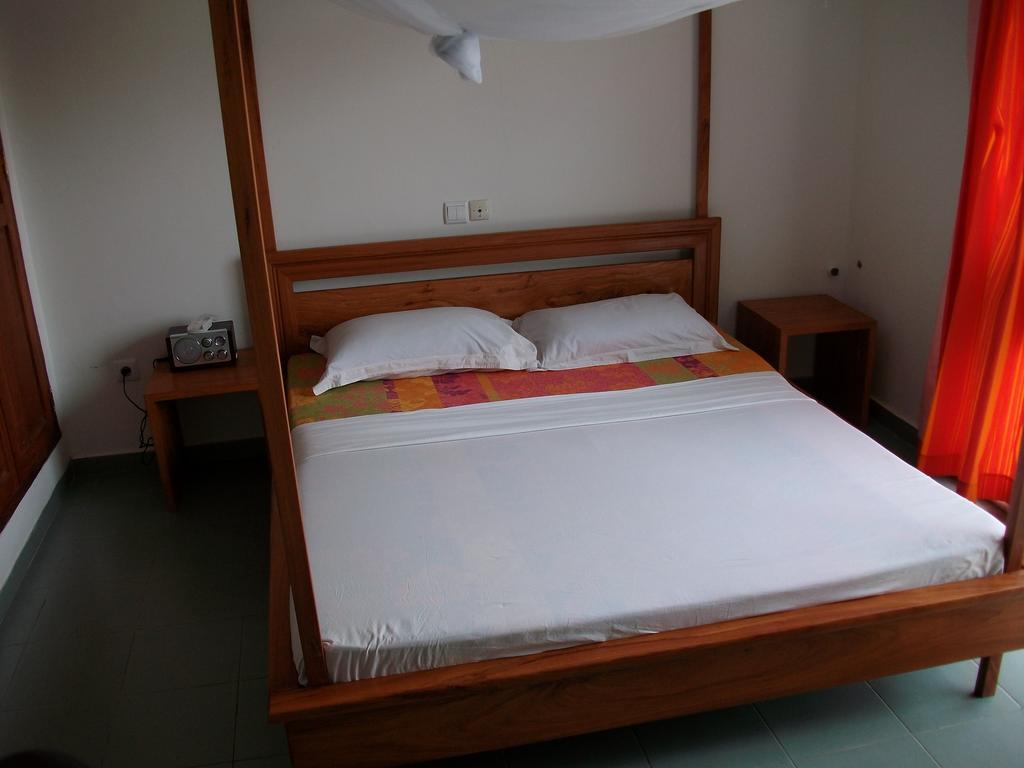 Dodoo Lodge Kotonu Zewnętrze zdjęcie