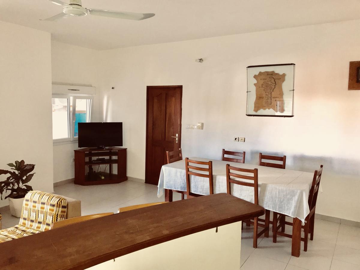 Dodoo Lodge Kotonu Zewnętrze zdjęcie